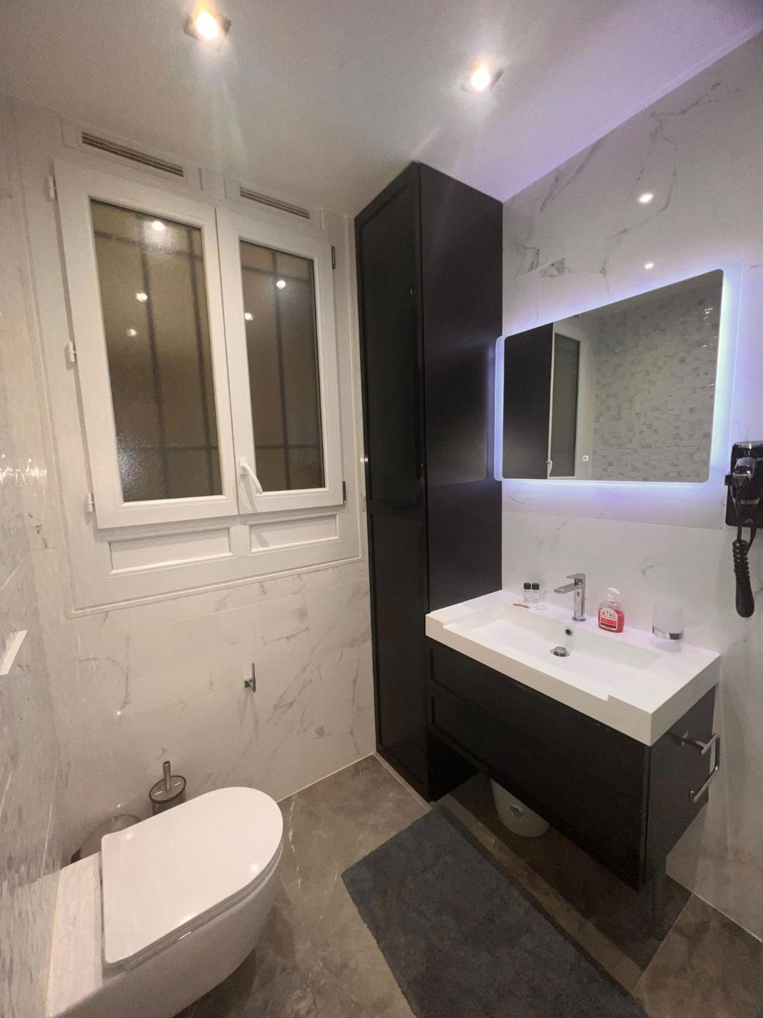 Cosy Studio Champs-Elysees - Hala Париж Екстериор снимка